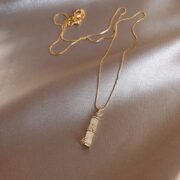 Female bamboo pendant necklace - Image 4